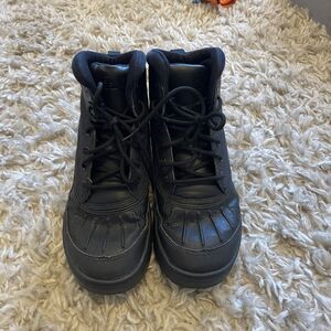Nike ACG Woodside 2 High Triple Black Youth Size 7Y